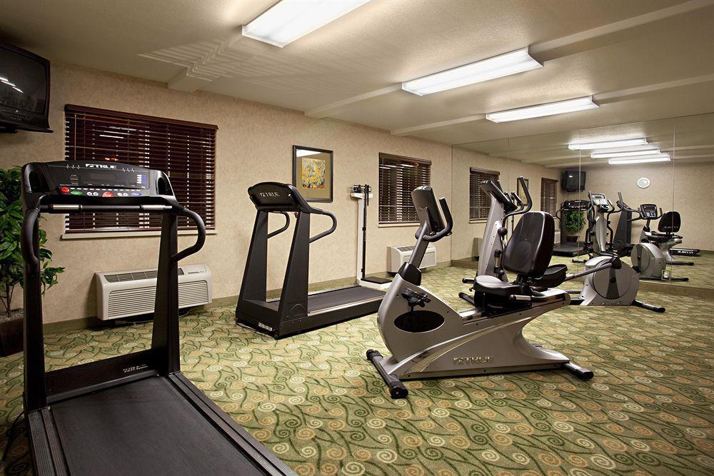 Holiday Inn Express & Suites Wheat Ridge-Denver West By Ihg Facilities photo